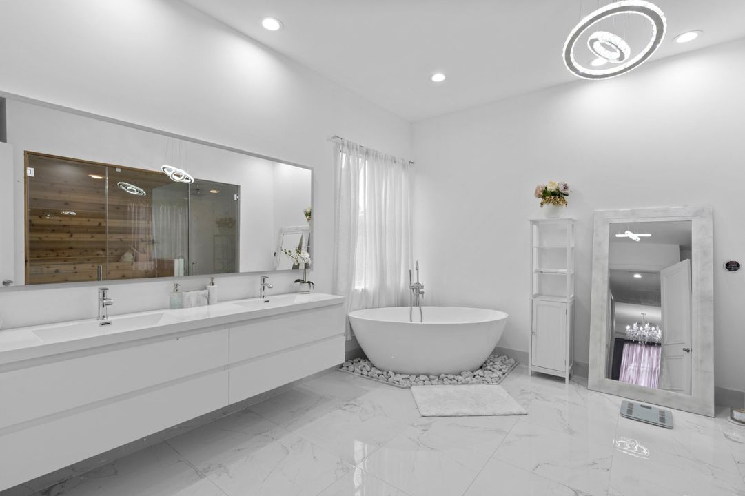 En Venta: $1,600,000 (6 camas, 4 baños, 4616 Pies cuadrados)