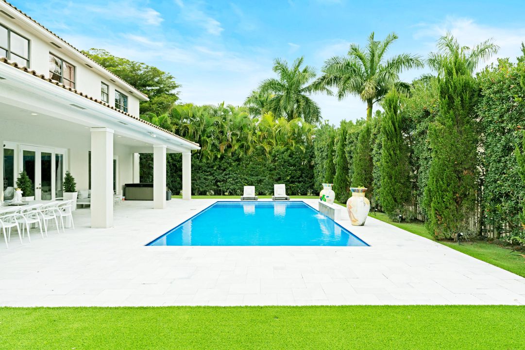 En Venta: $1,600,000 (6 camas, 4 baños, 4616 Pies cuadrados)