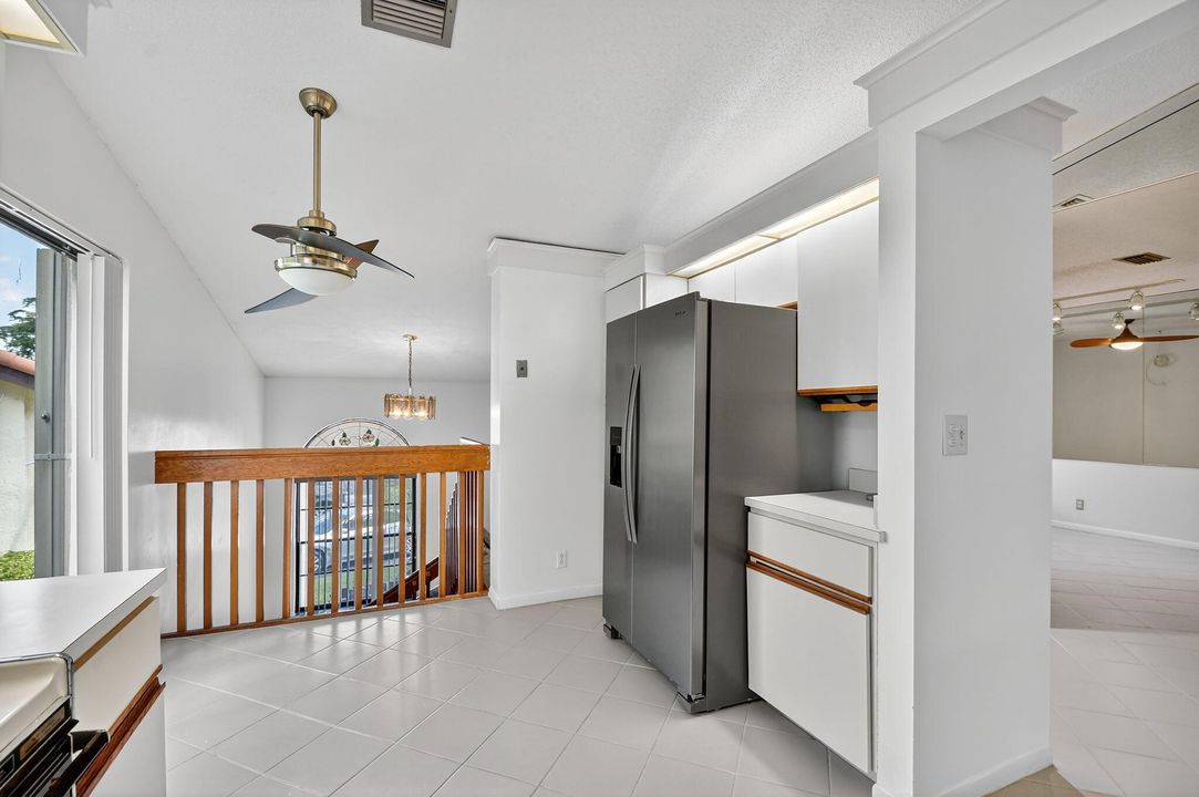 En Venta: $265,000 (2 camas, 2 baños, 1385 Pies cuadrados)