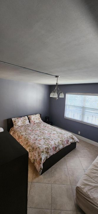 待售: $169,900 (2 贝兹, 2 浴室, 1156 平方英尺)