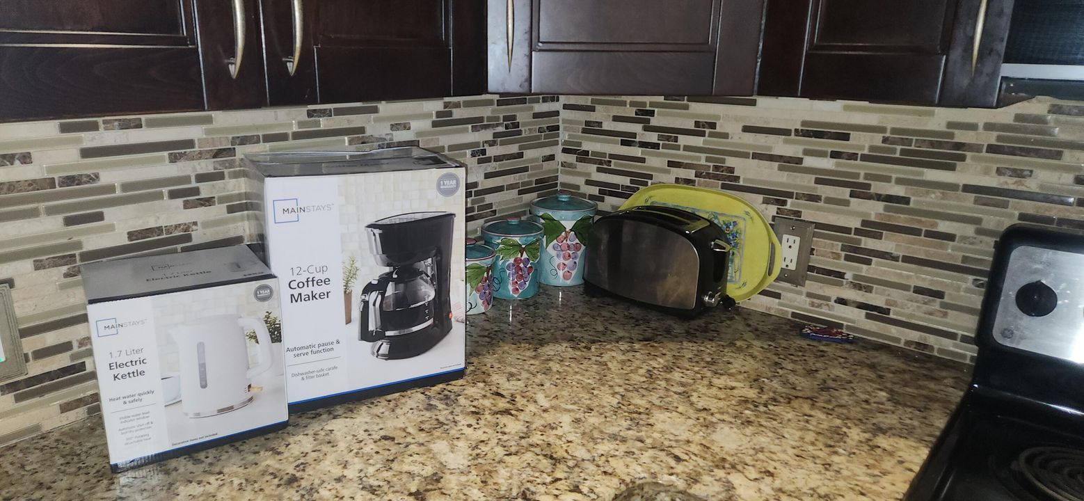 待售: $169,900 (2 贝兹, 2 浴室, 1156 平方英尺)