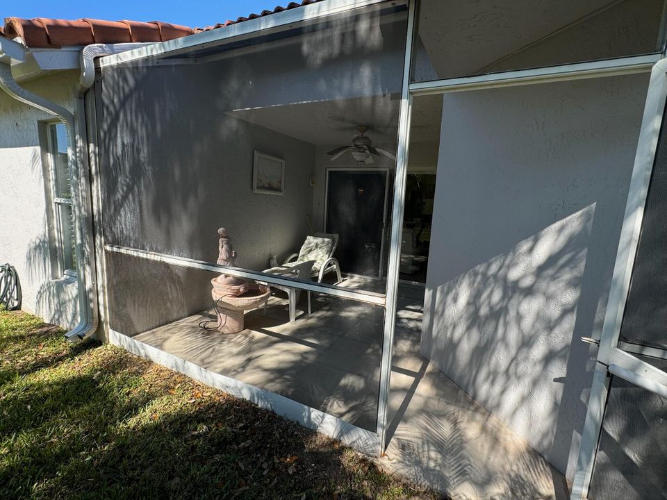 For Sale: $339,000 (2 beds, 2 baths, 1175 Square Feet)