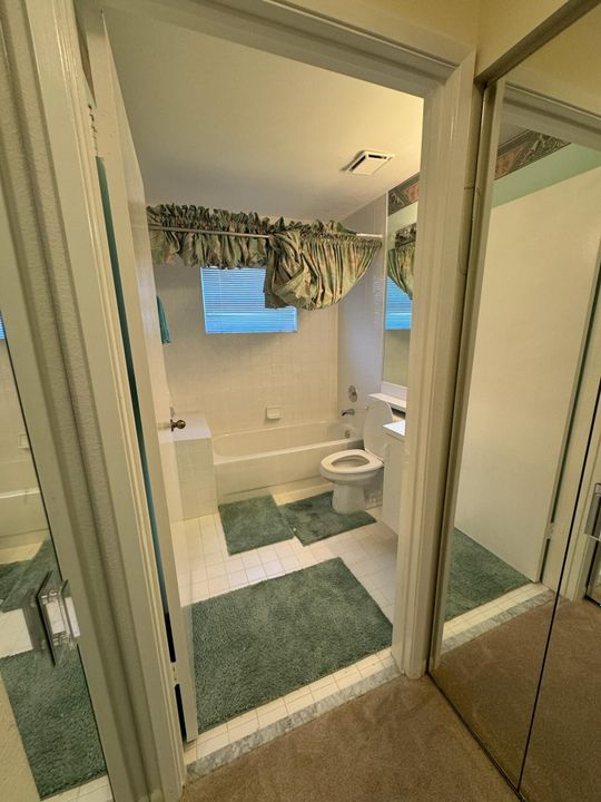 For Sale: $339,000 (2 beds, 2 baths, 1175 Square Feet)