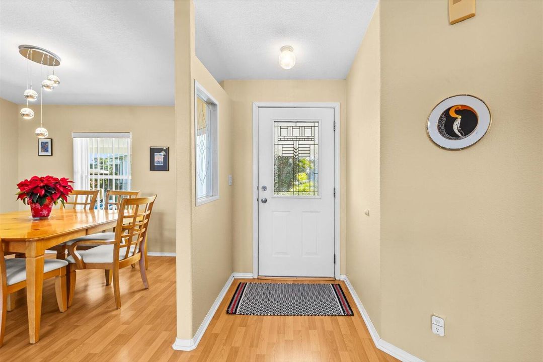 For Sale: $195,000 (3 beds, 2 baths, 1823 Square Feet)