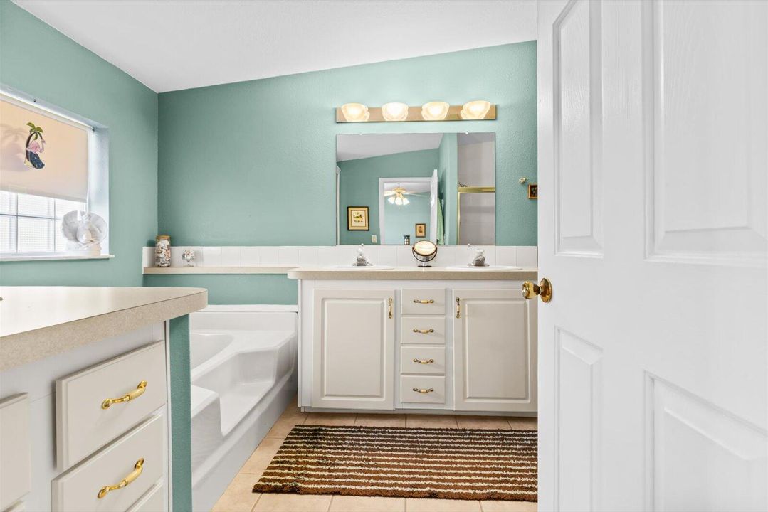 For Sale: $195,000 (3 beds, 2 baths, 1823 Square Feet)