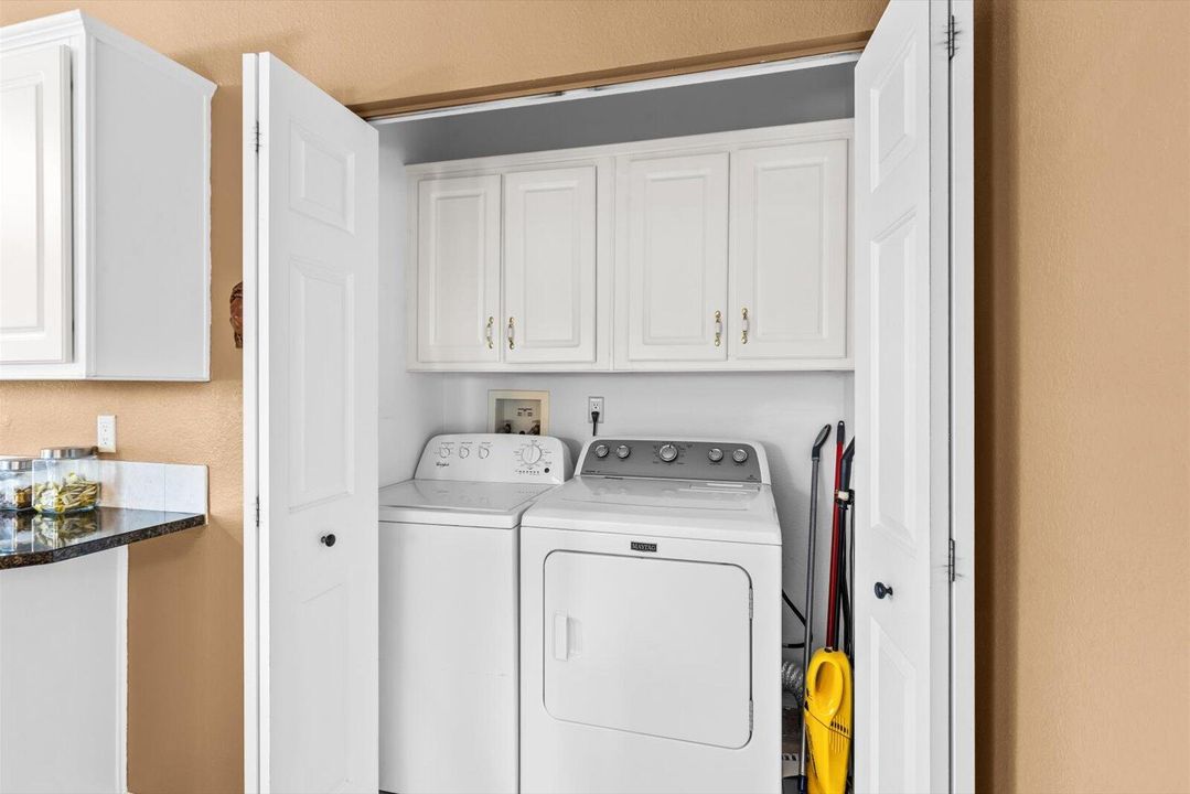 For Sale: $195,000 (3 beds, 2 baths, 1823 Square Feet)