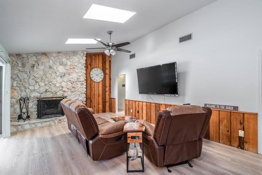 En Renta: $7,000 (2 camas, 2 baños, 2212 Pies cuadrados)