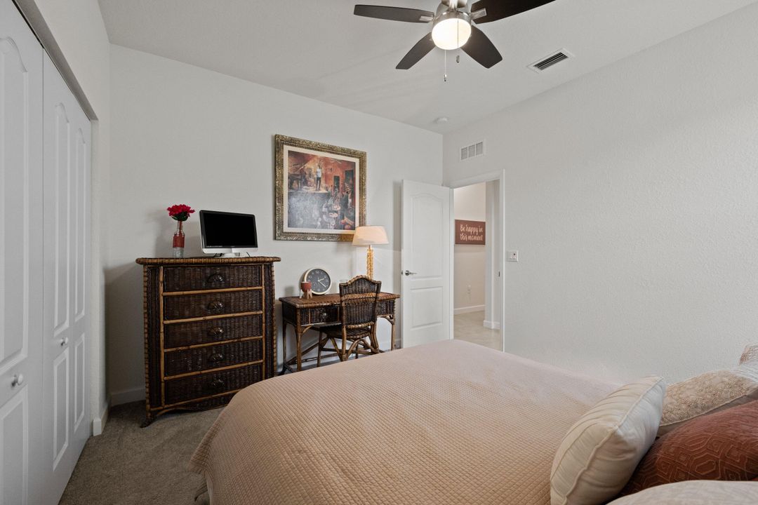 待售: $409,900 (3 贝兹, 3 浴室, 2210 平方英尺)