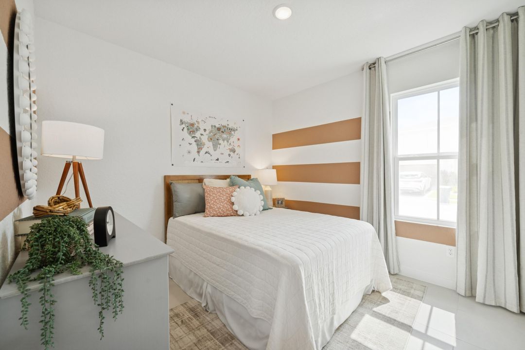 For Sale: $344,995 (4 beds, 3 baths, 1609 Square Feet)