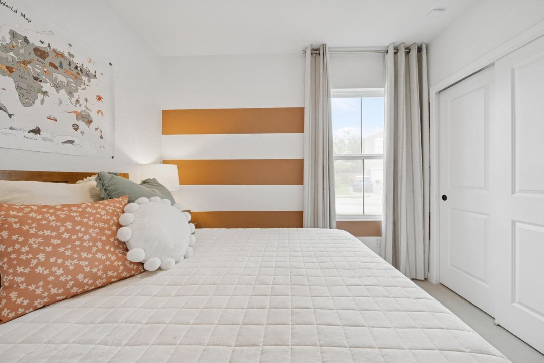 For Sale: $344,995 (4 beds, 3 baths, 1609 Square Feet)