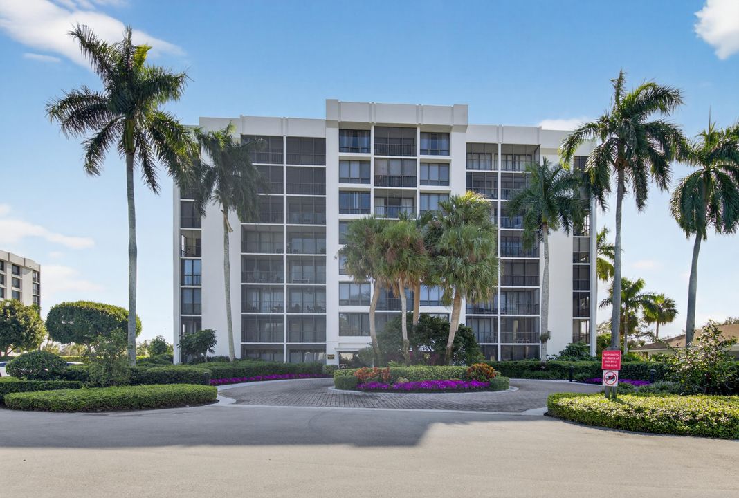 待售: $349,000 (2 贝兹, 2 浴室, 1054 平方英尺)