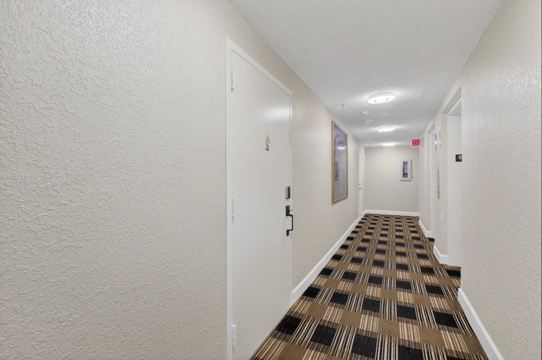 待售: $349,000 (2 贝兹, 2 浴室, 1054 平方英尺)