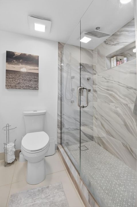 待售: $349,000 (2 贝兹, 2 浴室, 1054 平方英尺)