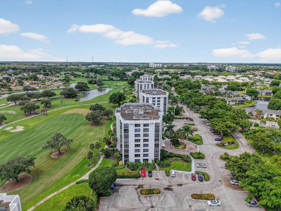 待售: $349,000 (2 贝兹, 2 浴室, 1054 平方英尺)