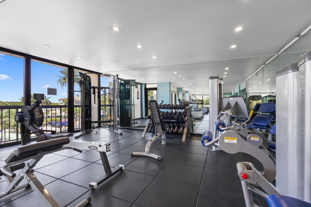 出租: $4,800 (2 贝兹, 2 浴室, 1500 平方英尺)