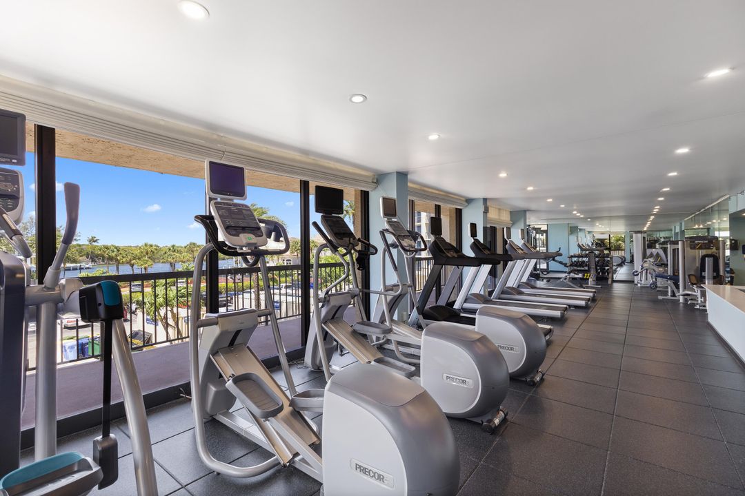 出租: $4,800 (2 贝兹, 2 浴室, 1500 平方英尺)