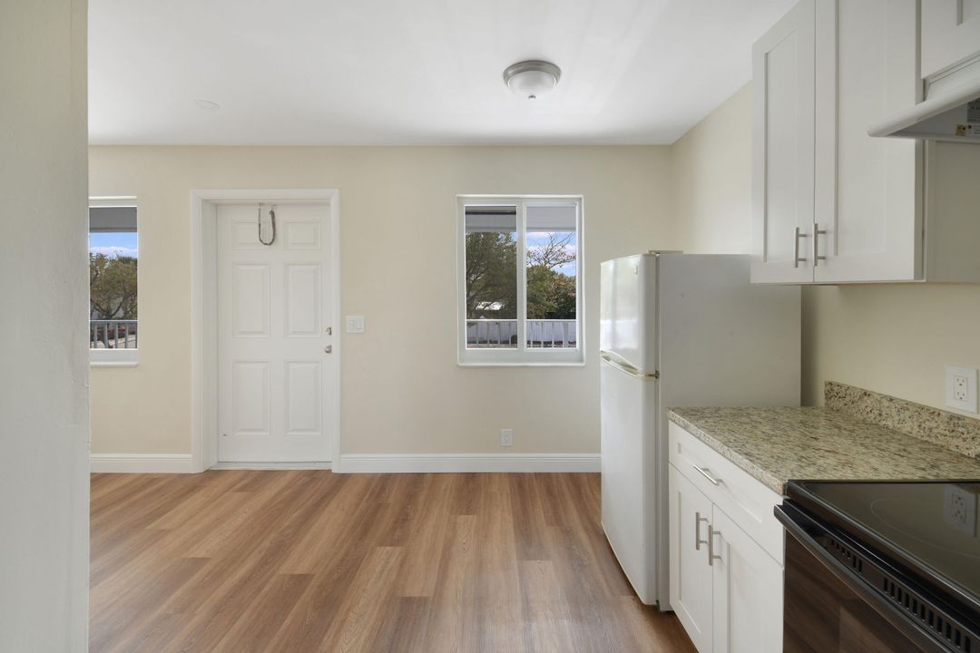 出租: $1,350 (1 贝兹, 1 浴室, 455 平方英尺)