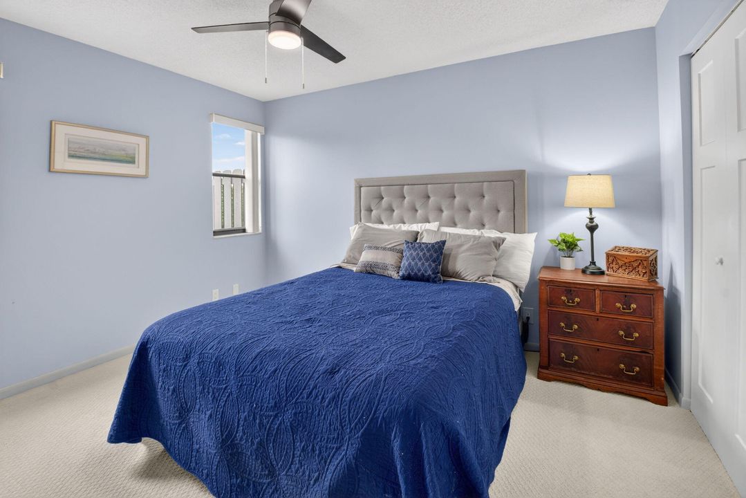 На продажу: $330,000 (1 спален, 2 ванн, 1074 Квадратных фут)