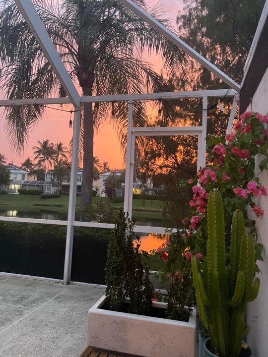 En Venta: $530,000 (3 camas, 2 baños, 1570 Pies cuadrados)