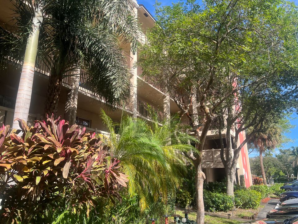 En Venta: $229,000 (2 camas, 2 baños, 1160 Pies cuadrados)