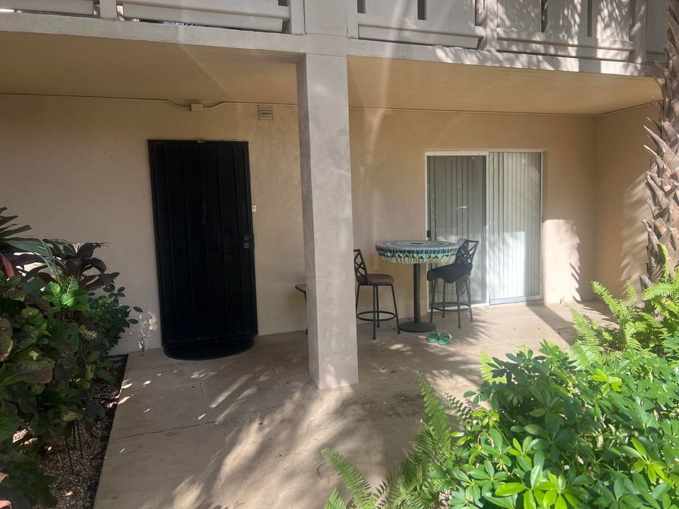 En Venta: $229,000 (2 camas, 2 baños, 1160 Pies cuadrados)