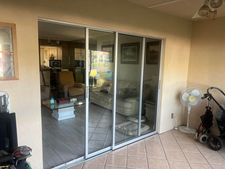 En Venta: $229,000 (2 camas, 2 baños, 1160 Pies cuadrados)