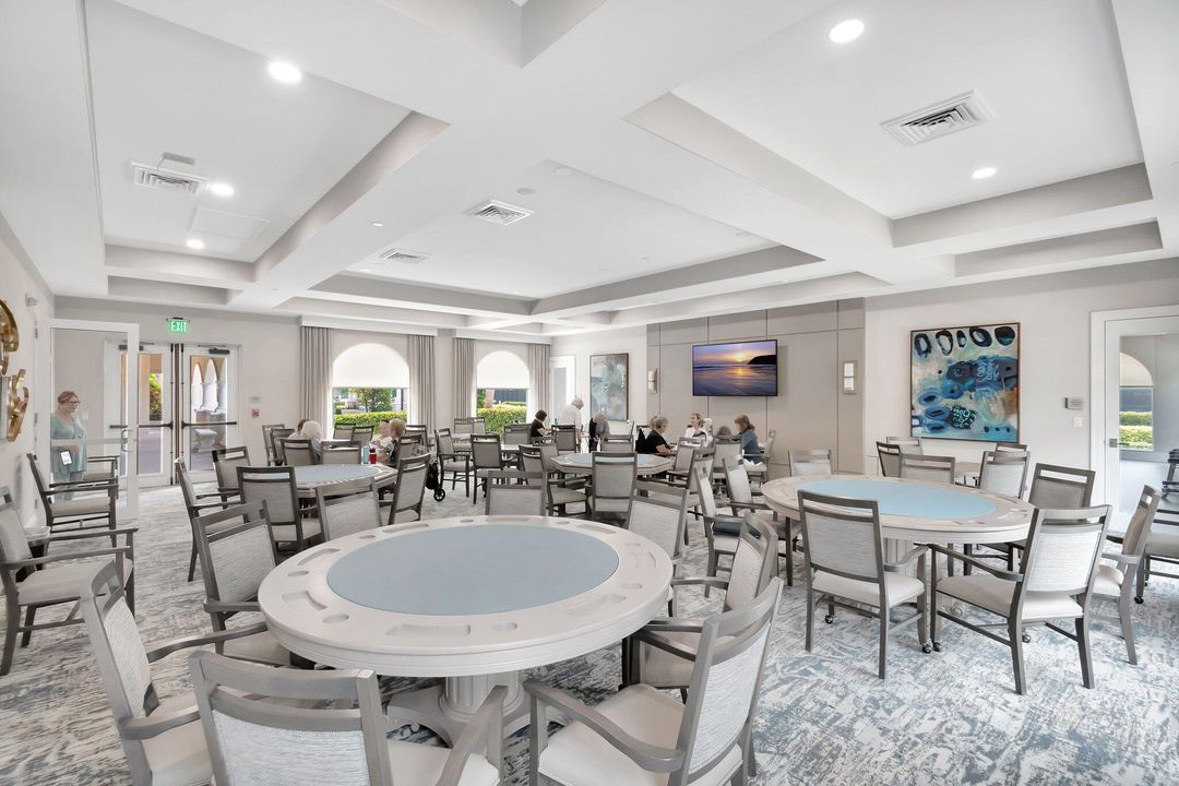 For Sale: $649,000 (3 beds, 2 baths, 2363 Square Feet)