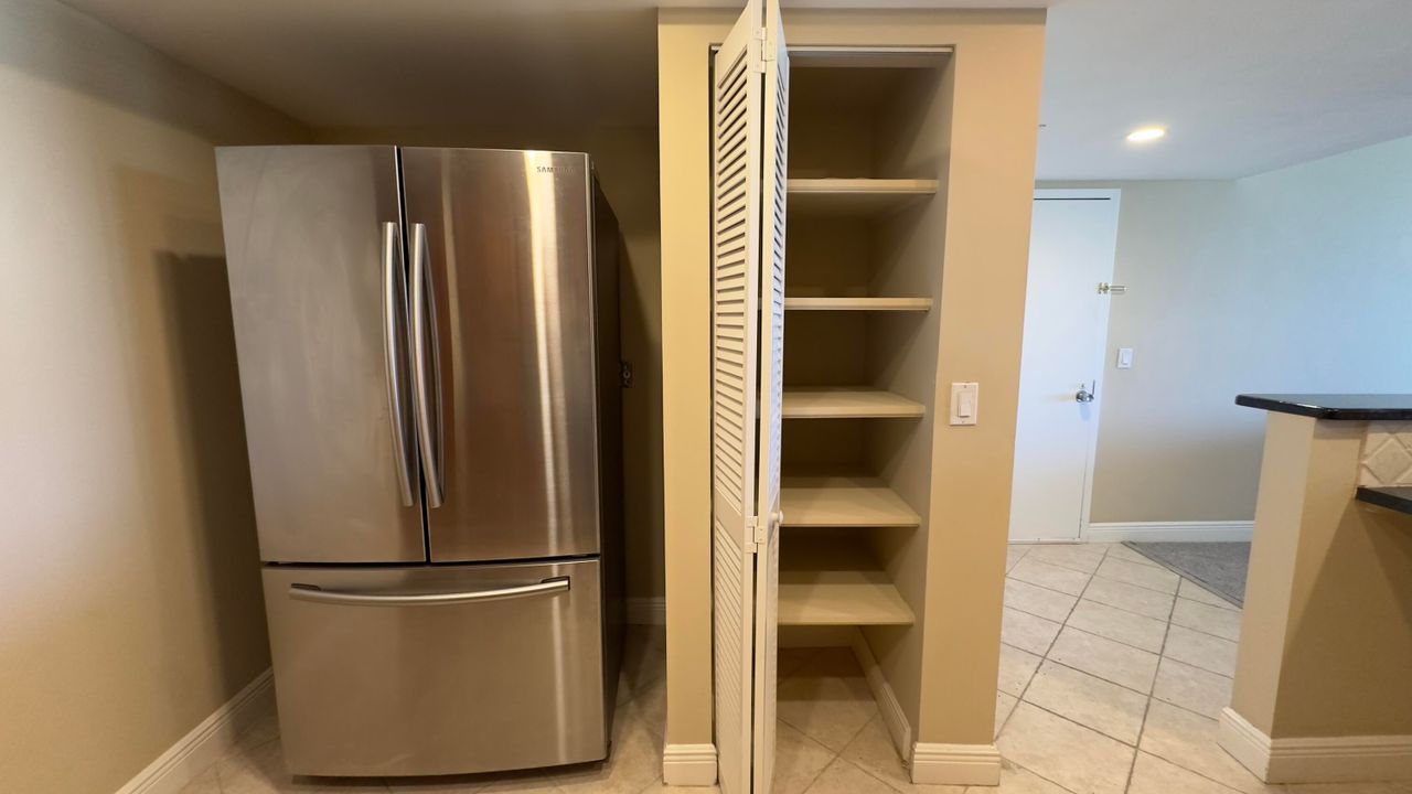 出租: $1,995 (2 贝兹, 2 浴室, 1206 平方英尺)