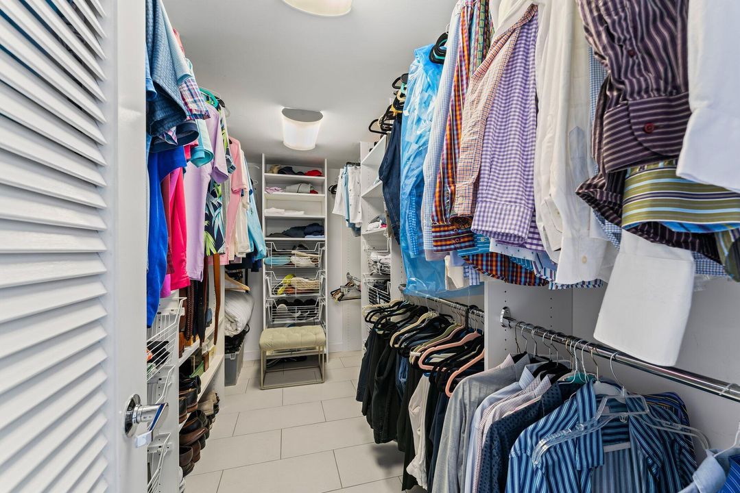 待售: $895,000 (2 贝兹, 2 浴室, 2444 平方英尺)