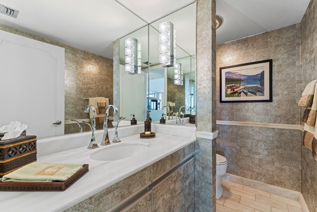 待售: $895,000 (2 贝兹, 2 浴室, 2444 平方英尺)