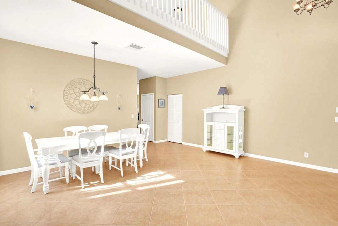 For Sale: $695,000 (4 beds, 3 baths, 3033 Square Feet)