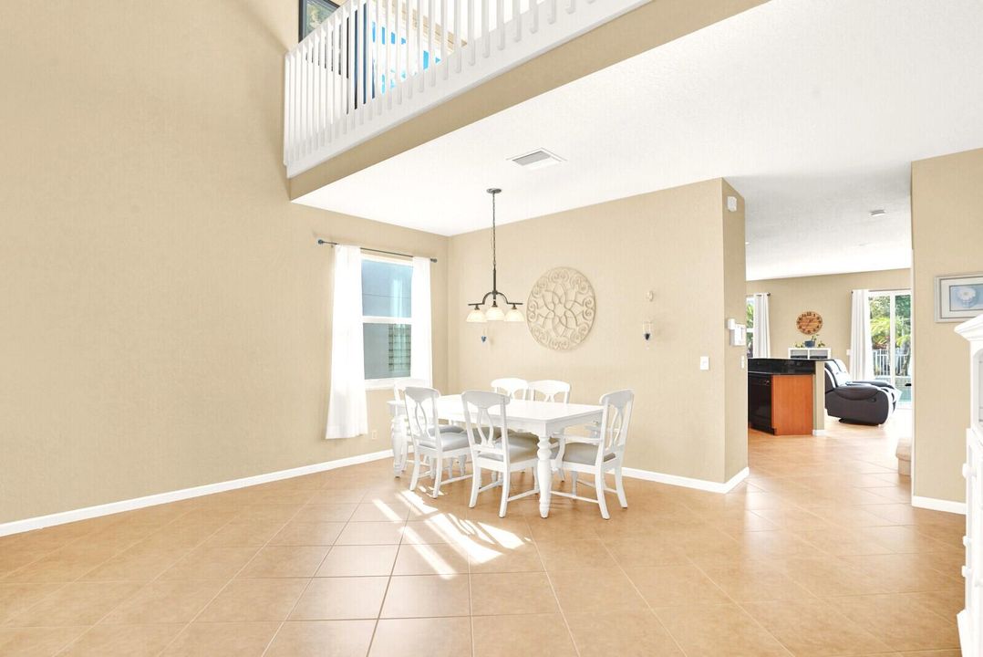 For Sale: $695,000 (4 beds, 3 baths, 3033 Square Feet)