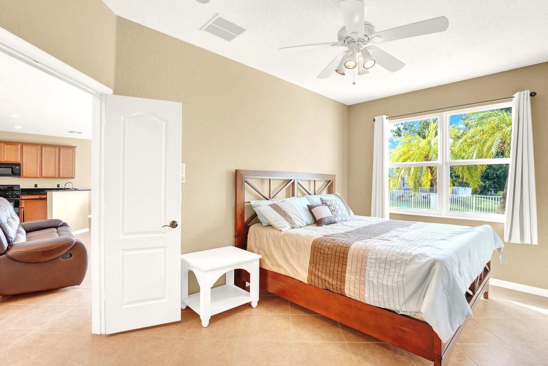 For Sale: $695,000 (4 beds, 3 baths, 3033 Square Feet)