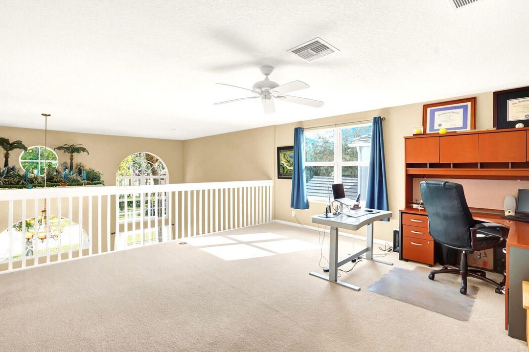 For Sale: $695,000 (4 beds, 3 baths, 3033 Square Feet)