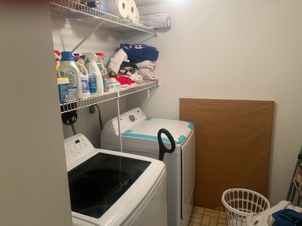 En Venta: $229,000 (2 camas, 2 baños, 1160 Pies cuadrados)