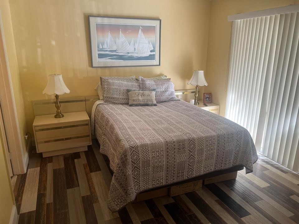 En Venta: $229,000 (2 camas, 2 baños, 1160 Pies cuadrados)