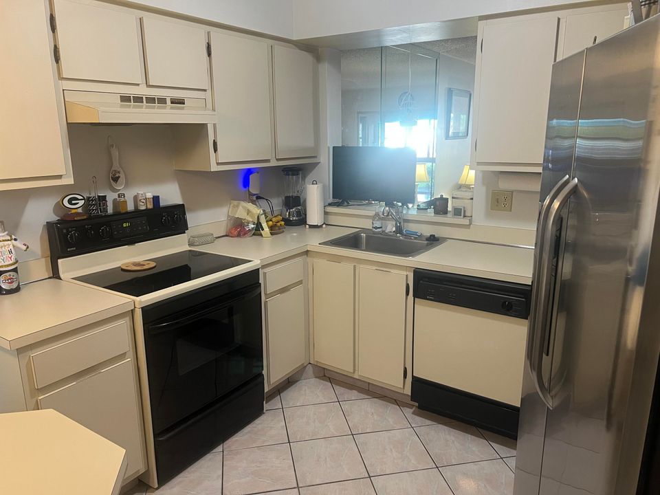 En Venta: $229,000 (2 camas, 2 baños, 1160 Pies cuadrados)