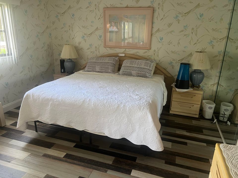 En Venta: $229,000 (2 camas, 2 baños, 1160 Pies cuadrados)