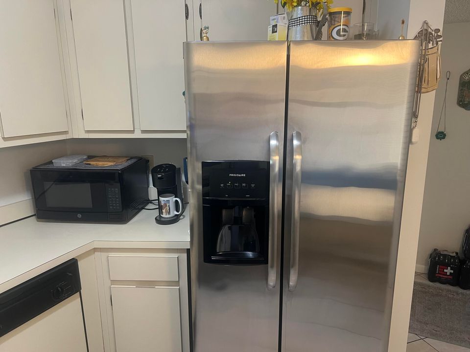 En Venta: $229,000 (2 camas, 2 baños, 1160 Pies cuadrados)