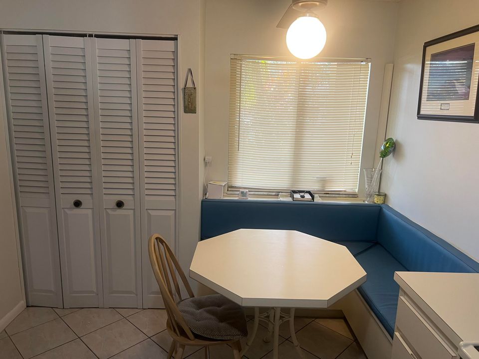 En Venta: $229,000 (2 camas, 2 baños, 1160 Pies cuadrados)