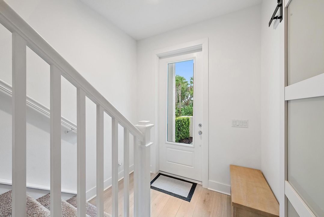 For Sale: $950,000 (4 beds, 3 baths, 2840 Square Feet)