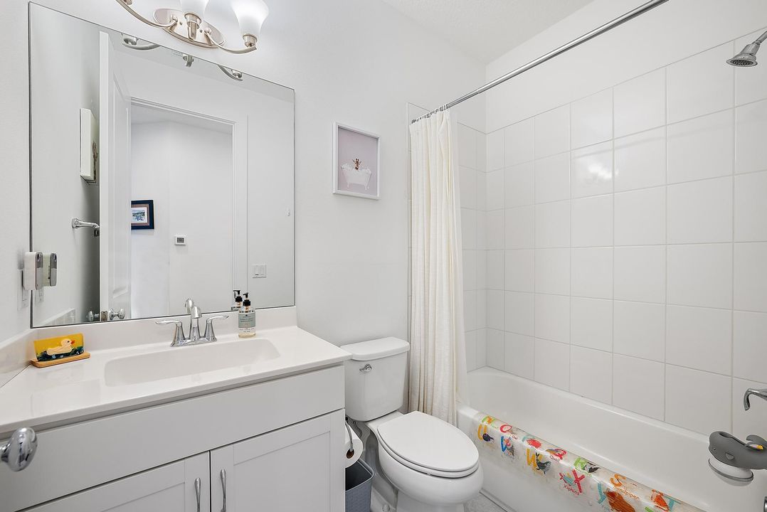 For Sale: $950,000 (4 beds, 3 baths, 2840 Square Feet)