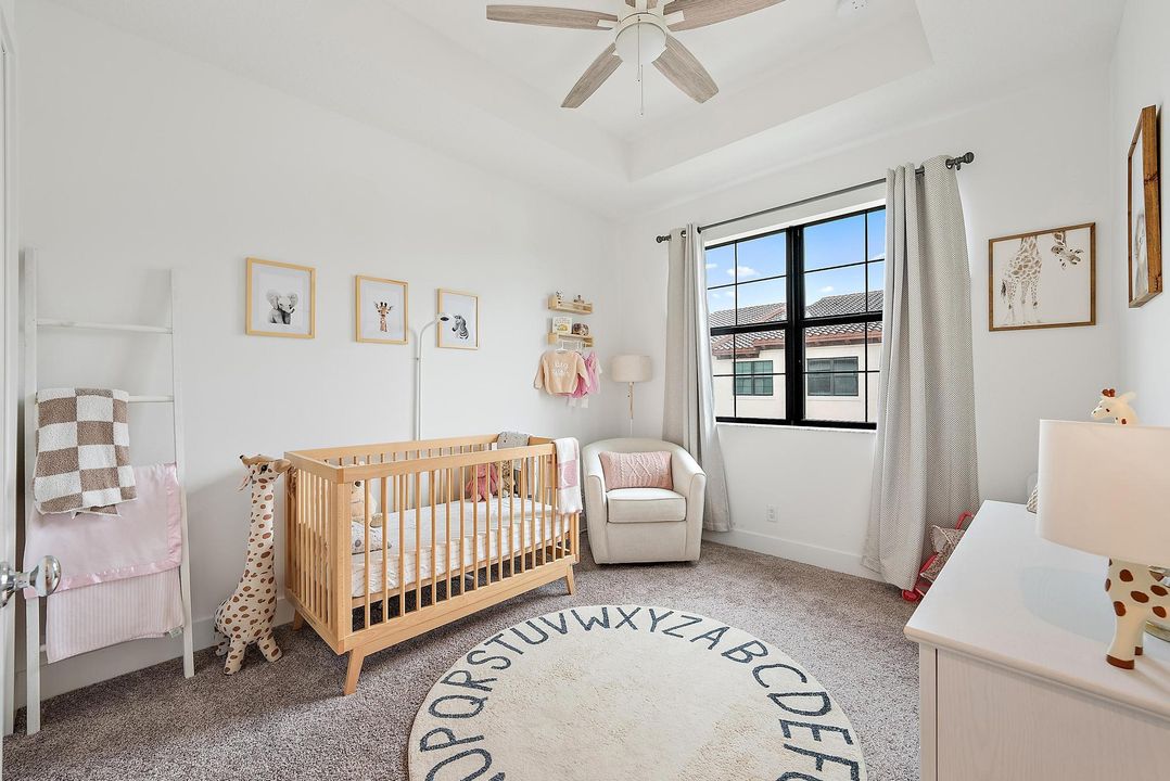 For Sale: $950,000 (4 beds, 3 baths, 2840 Square Feet)