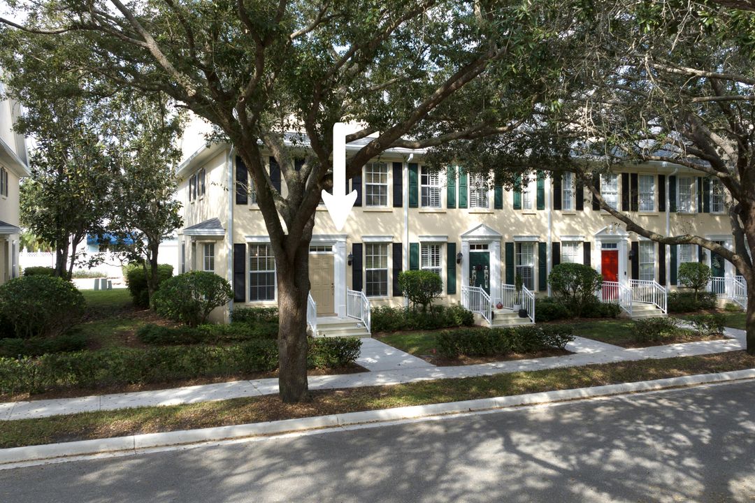 For Rent: $3,700 (3 beds, 2 baths, 1413 Square Feet)