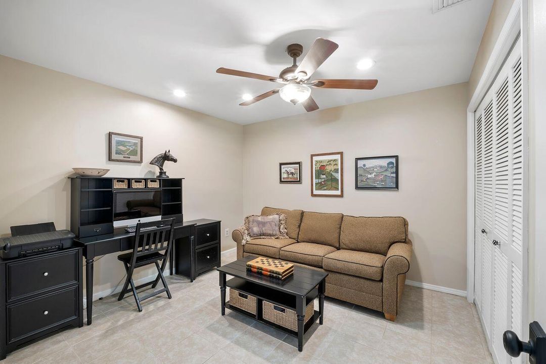 For Sale: $539,900 (2 beds, 2 baths, 1714 Square Feet)