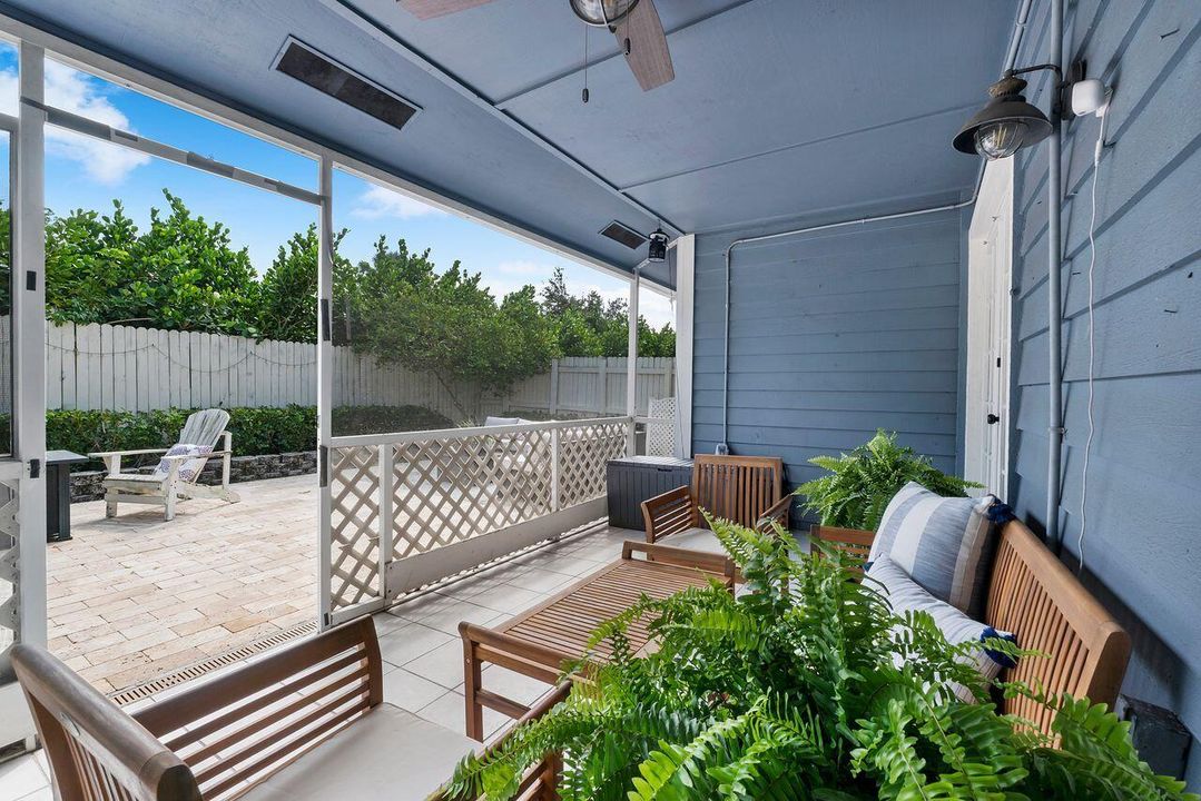 For Sale: $539,900 (2 beds, 2 baths, 1714 Square Feet)