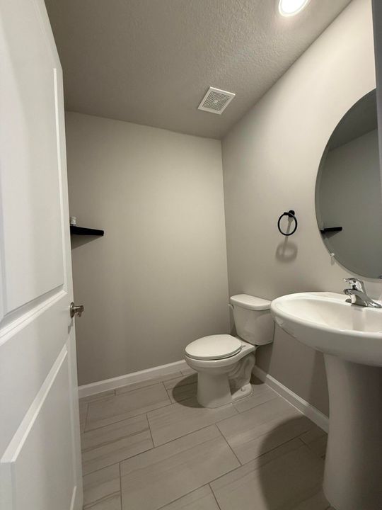 待售: $319,900 (3 贝兹, 2 浴室, 1808 平方英尺)