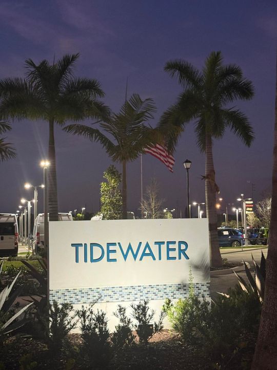 待售: $319,900 (3 贝兹, 2 浴室, 1808 平方英尺)