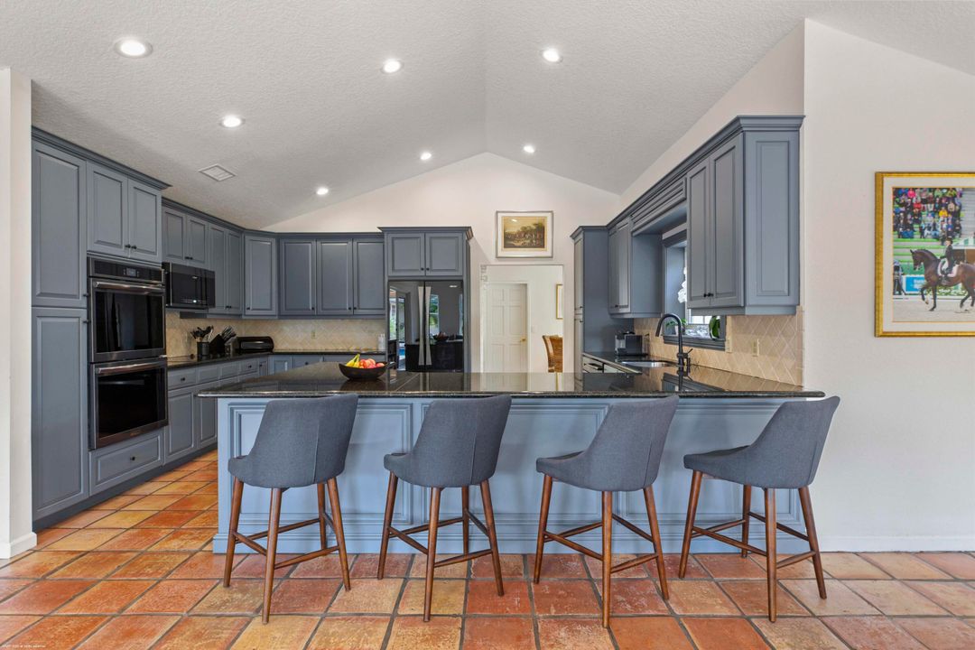 En Venta: $5,995,000 (5 camas, 3 baños, 7511 Pies cuadrados)