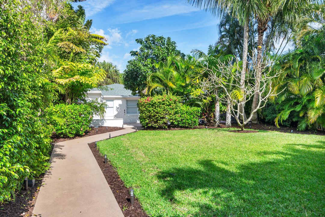 For Rent: $6,000 (2 beds, 2 baths, 1031 Square Feet)